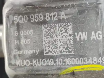 Pezzo di ricambio per auto di seconda mano alzacristalli posteriore destro per skoda superb iii hatchback (3v3) 2.0 tdi gasóleo 2017 4p riferimenti oem iam 5q0959812a  