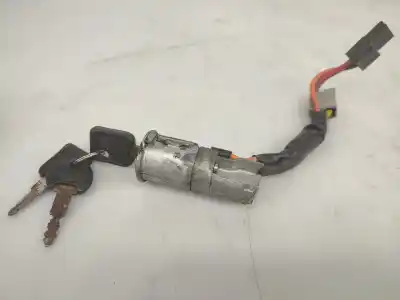 Second-hand car spare part ignition switch for renault clio i (b/c57_, 5/357_) 1.2 (b/c/s57a b/c57s 5/357f 5/357j 5/357l 5/357r) oem iam references 