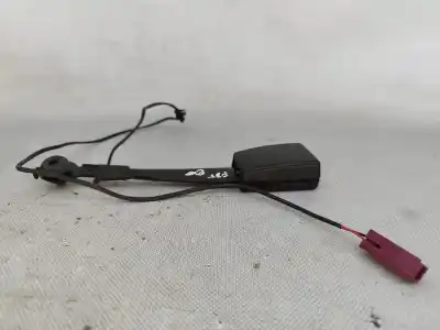 Second-hand car spare part left front seat belt buckle for ford fiesta vi (cb1, ccn) 1.25 oem iam references 8v51b61208ag   Second-hand car spare part left front seat belt buckle for ford fiesta vi (cb1, ccn) 1.25 oem iam references 8v51b61208ag