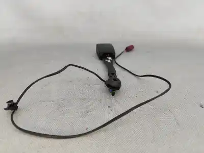 Second-hand car spare part left front seat belt buckle for ford fiesta vi (cb1, ccn) 1.25 oem iam references 8v51b61208ag   Second-hand car spare part left front seat belt buckle for ford fiesta vi (cb1, ccn) 1.25 oem iam references 8v51b61208ag