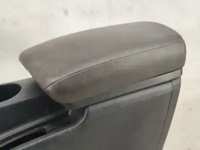 Second-hand car spare part center console for nissan qashqai / qashqai +2 i (j10, nj10, jj10e) 1.5 dci oem iam references 13149a77000   Second-hand car spare part center console for nissan qashqai / qashqai +2 i (j10, nj10, jj10e) 1.5 dci oem iam references 13149a77000