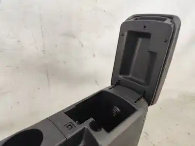 Second-hand car spare part center console for nissan qashqai / qashqai +2 i (j10, nj10, jj10e) 1.5 dci oem iam references 13149a77000   Second-hand car spare part center console for nissan qashqai / qashqai +2 i (j10, nj10, jj10e) 1.5 dci oem iam references 13149a77000