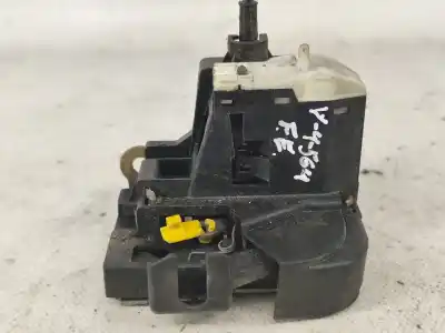 Автозапчастина б/у замок передніх дверей лівий для renault clio ii (bb0/1/2_, cb0/1/2_) 1.2 16v (bb05. bb0w. bb11. bb27. bb2t. bb2u. bb2v. cb05.... gasolina 2002 5p посилання на oem iam 