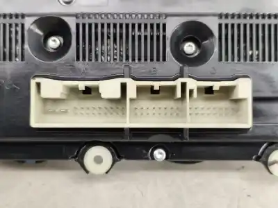 Pièce détachée automobile d'occasion commande de climatisation / chauffage pour volkswagen passat b6 variant (3c5) 2.0 tdi références oem iam 74677580  