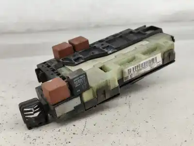 Pezzo di ricambio per auto di seconda mano scatola relè/fusibili per renault clio ii fase i (b/cb0) (1998->) 1.9 d (b/cb0e) riferimenti oem iam 7700429664f  