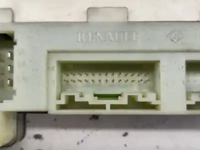 Pezzo di ricambio per auto di seconda mano scatola relè/fusibili per renault clio ii fase i (b/cb0) (1998->) 1.9 d (b/cb0e) riferimenti oem iam 7700429664f  