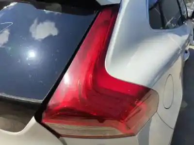 Автозапчастина б/у правий передній пілот для volvo v40 hatchback (525) d2 посилання на oem iam 