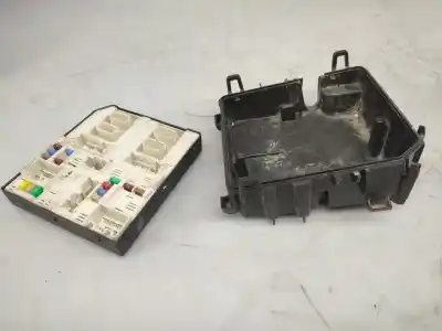 Second-hand car spare part fuse box unit for renault kangoo express (fw0/1_) 1.5 dci k9ka800 oem iam references 284b14059r   Second-hand car spare part fuse box unit for renault kangoo express (fw0/1_) 1.5 dci k9ka800 oem iam references 284b14059r