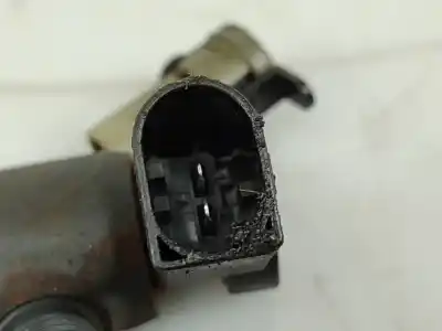 Piesă de schimb auto la mâna a doua injector pentru volkswagen golf vii variant (bv5) 1.6 tdi referințe oem iam 04l130277an  