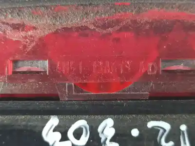 Peça sobressalente para automóvel em segunda mão farolim de travão central por ford focus ii (da_, hcp, dp) 1.6 tdci referências oem iam 4m5113a613ad  