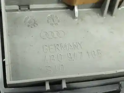 Автозапчасти б/у внутренний свет за audi a6 c5 (4b2, 4b4) 2.5 tdi ссылки oem iam 4b0947105  