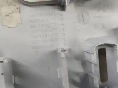 Автозапчастина б/у внутрішне світло для peugeot 308 sw ii (lc_, lj_, lr_, lx_, l4_) 1.6 hdi / bluehdi 115 (lcbhxm lcbhxt) посилання на oem iam 96778215677  