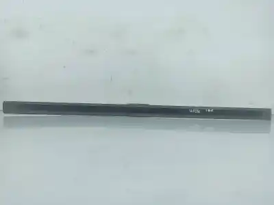 Peça sobressalente para automóvel em segunda mão moldura da porta dianteira direita por opel combo tour 1.3 cdti 16v referências oem iam   