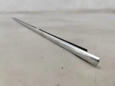 Peça sobressalente para automóvel em segunda mão moldagem por bmw 5 (e60) 525 d referências oem iam   