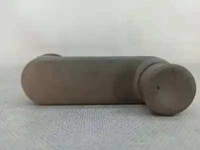 Second-hand car spare part RIGHT FRONT WINDOW CRANK HANDLE for RENAULT ZOE (BFM_)  OEM IAM references 8200673745  