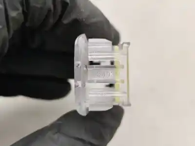 Second-hand car spare part interior light for jaguar i-pace (x590) ev400 awd oem iam references 184932  