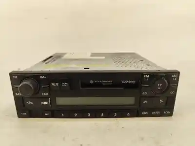 Peça sobressalente para automóvel em segunda mão sistema de áudio / rádio cd por volkswagen passat b5 (3b2) 1.9 tdi referências oem iam 