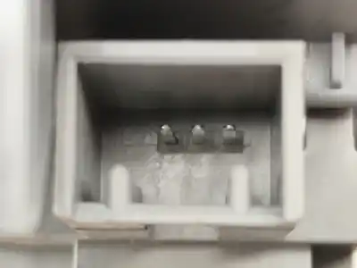 Second-hand car spare part interior light for mazda 3 (bk) 1.6 (bk14) oem iam references   