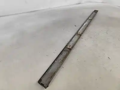 Second-hand car spare part decorative moulding for opel kadett e (t85) 1.3 s (c19. d19) oem iam references   