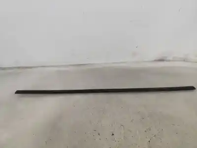 Peça sobressalente para automóvel em segunda mão moldagem por volkswagen passat b5 (3b2) 1.6 referências oem iam 