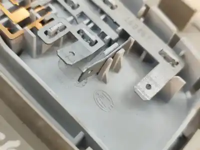 Pezzo di ricambio per auto di seconda mano luce interna per ford fiesta vi (cb1, ccn) 1.25 riferimenti oem iam 8a6113733abw   Pezzo di ricambio per auto di seconda mano luce interna per ford fiesta vi (cb1, ccn) 1.25 riferimenti oem iam 8a6113733abw