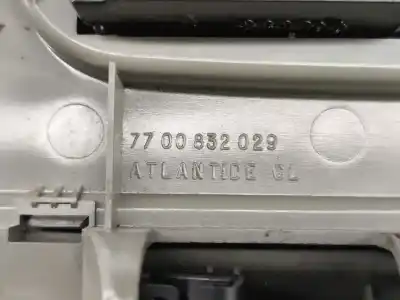 Автозапчасти б/у внутренний свет за renault megane scenic (ja0/1_) 1.4 i (ja0e) ссылки oem iam 7700835151  