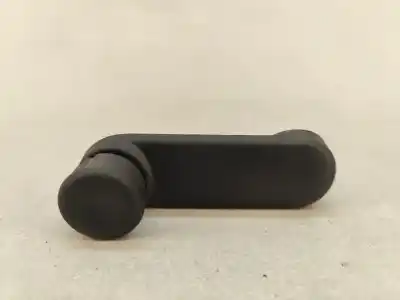 Second-hand car spare part RIGHT FRONT WINDOW CRANK HANDLE for RENAULT ZOE (BFM_)  OEM IAM references 8200673745  
