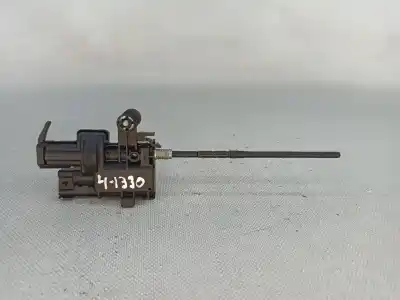 Автозапчастина б/у паливна зовнішня кришка двигуна для renault clio iii (br0/1, cr0/1) 1.2 16v (br02 br0j br11 cr02 cr0j cr11) посилання на oem iam 8200312600  