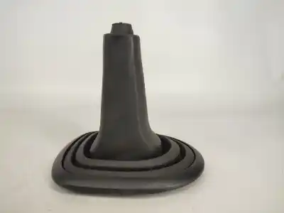 Pezzo di ricambio per auto di seconda mano POMELLO DELLA LEVA DEL CAMBIO per TOYOTA YARIS (_P9_) 1.4 D-4D (NLP90_) Riferimenti OEM IAM 58848  