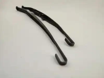Second-hand car spare part front right windshield wiper arm for bmw 3 (e46) 320 d oem iam references 7003931  