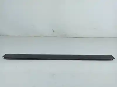 Peça sobressalente para automóvel em segunda mão Moldura Da Porta Dianteira Direita por FIAT UNO (146_) 50 1.1 Referências OEM IAM   