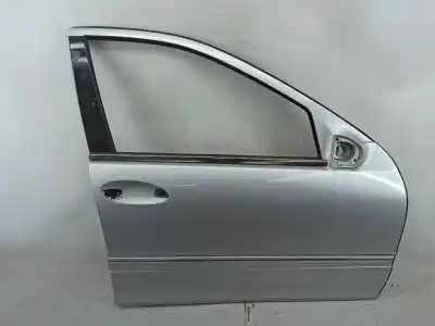Автозапчасти б/у дверь передняя правая за MERCEDES-BENZ CLASSE C CARRINHA (S203) C 200 Kompressor (203.245) Gasolina 2001 5P ссылки OEM IAM   