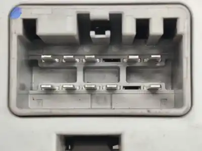 Second-hand car spare part fuse box unit for land rover range rover evoque (l538) 2.0 d 4x4 oem iam references 73707520   Second-hand car spare part fuse box unit for land rover range rover evoque (l538) 2.0 d 4x4 oem iam references 73707520