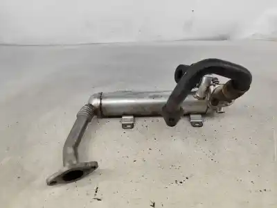 Pezzo di ricambio per auto di seconda mano  per VOLKSWAGEN PASSAT B6 VARIANT (3C5)  Riferimenti OEM IAM 03G131512AD  