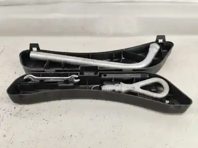 Piesă de schimb auto la mâna a doua cric pentru audi a4 b6 (8e2) 1.9 tdi referințe oem iam 8e0011031c  