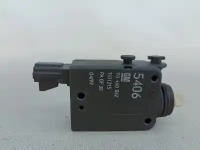 Автозапчастина б/у замок багажника / ворот для OPEL CORSA B (S93) 1.0 i 12V (F08. F68. M68) Посилання на OEM IAM 90460062   Автозапчастина б/у замок багажника / ворот для OPEL CORSA B (S93) 1.0 i 12V (F08. F68. M68) Посилання на OEM IAM 90460062