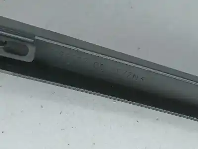 Peça sobressalente para automóvel em segunda mão haste de escova dianteiro direito por bmw 1 (e81) 118 d referências oem iam 61617169972  