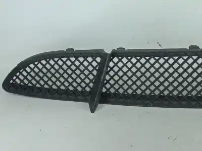 Second-hand car spare part front grille for bmw 1 (e87) 118 d oem iam references 51117118161  