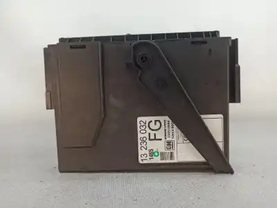Pezzo di ricambio per auto di seconda mano Centralina Motore per OPEL CORSA C (X01) 1.4 (F08, F68) Riferimenti OEM IAM 13236032   Pezzo di ricambio per auto di seconda mano Centralina Motore per OPEL CORSA C (X01) 1.4 (F08, F68) Riferimenti OEM IAM 13236032