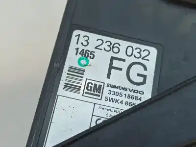 Peça sobressalente para automóvel em segunda mão centralina de motor uce por opel corsa c (x01) 1.4 (f08, f68) referências oem iam 13236032   Peça sobressalente para automóvel em segunda mão centralina de motor uce por opel corsa c (x01) 1.4 (f08, f68) referências oem iam 13236032