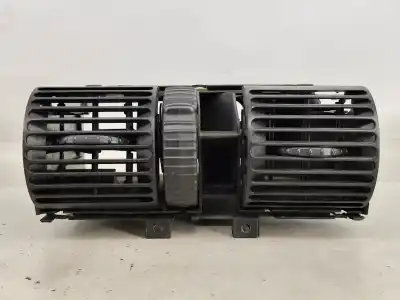 Pezzo di ricambio per auto di seconda mano Griglia Di Aerazione per OPEL CORSA B (S93) 1.0 i 12V (F08. F68. M68) Riferimenti OEM IAM 90386821 // AT315230F1A   Pezzo di ricambio per auto di seconda mano Griglia Di Aerazione per OPEL CORSA B (S93) 1.0 i 12V (F08. F68. M68) Riferimenti OEM IAM 90386821 // AT315230F1A