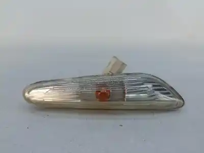 Peça sobressalente para automóvel em segunda mão Farolim Dianteiro Direito por BMW 1 (E81) 118 d Referências OEM IAM 63136932998  