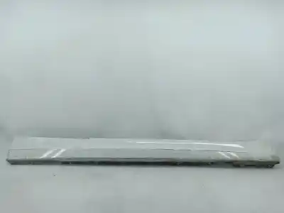 Tweedehands auto-onderdeel rok rechts (gesneden) voor bmw 1 (e81) 118 d oem iam-referenties 51777183234