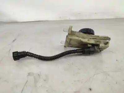 Автозапчастина б/у бач гальмульної рідини для peugeot 308 sw ii (lc_, lj_, lr_, lx_, l4_) 1.6 hdi / bluehdi 115 (lcbhxm lcbhxt) посилання на oem iam 9807651580  