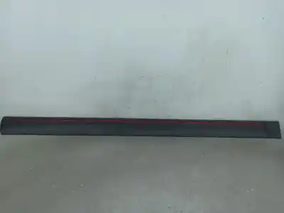 Peça sobressalente para automóvel em segunda mão moldagem por peugeot 106 i (1a, 1c) 1.0 referências oem iam 9620257577