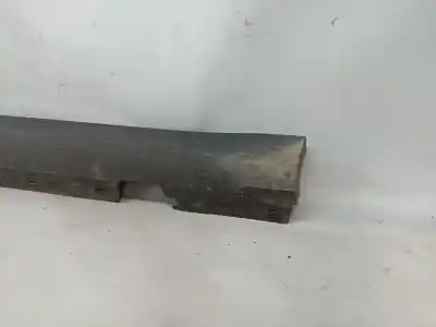 Second-hand car spare part right side skirt (cut) for bmw x1 (e84) xdrive 18 d oem iam references 51122990170  