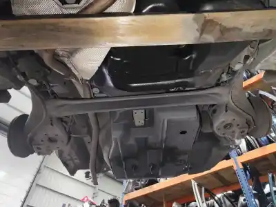 Автозапчастина б/у задня вісь для toyota auris ranchera familiar (_e18_) 1.4 d-4d (nde180_) посилання на oem iam   