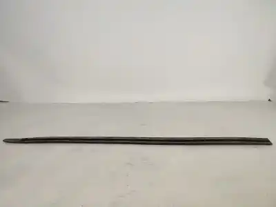 Second-hand car spare part decorative moulding for opel corsa b (s93) 1.2 i 16v (f08 f68 m68) oem iam references   