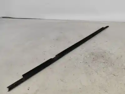 Автозапчастина б/у молдинг для opel astra h caravan (l35) 1.4 (l35) gasolina 2004 5p посилання на oem iam   