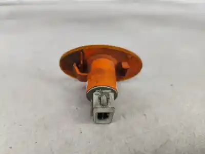 Pezzo di ricambio per auto di seconda mano pilota anteriore destro per ford fiesta iv (ja_, jb_) 1.25 i 16v gasolina 1998 5p riferimenti oem iam   